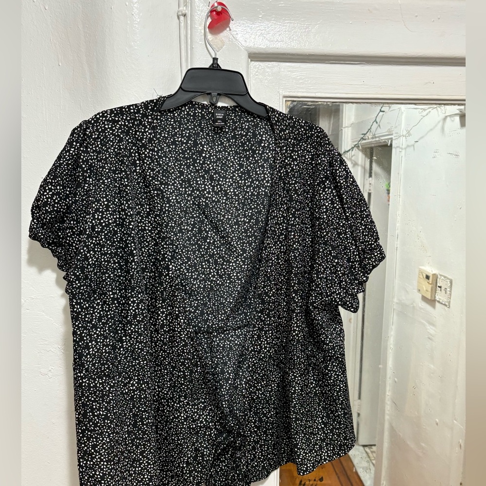 Women’s work blouse